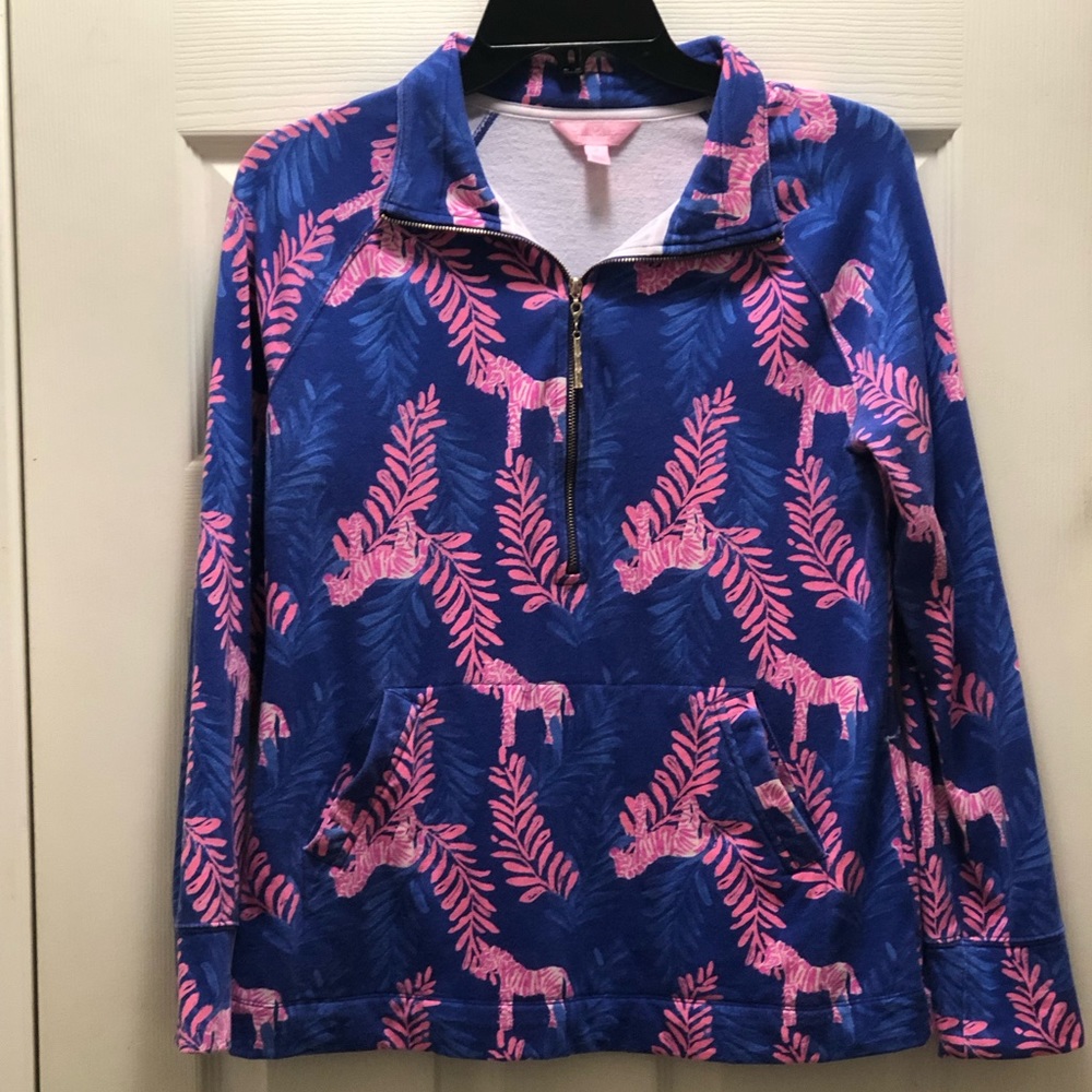 Lily Pulitzer popover or pull over top